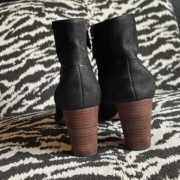 COLE HAAN leather booties - Picture 3 of 6